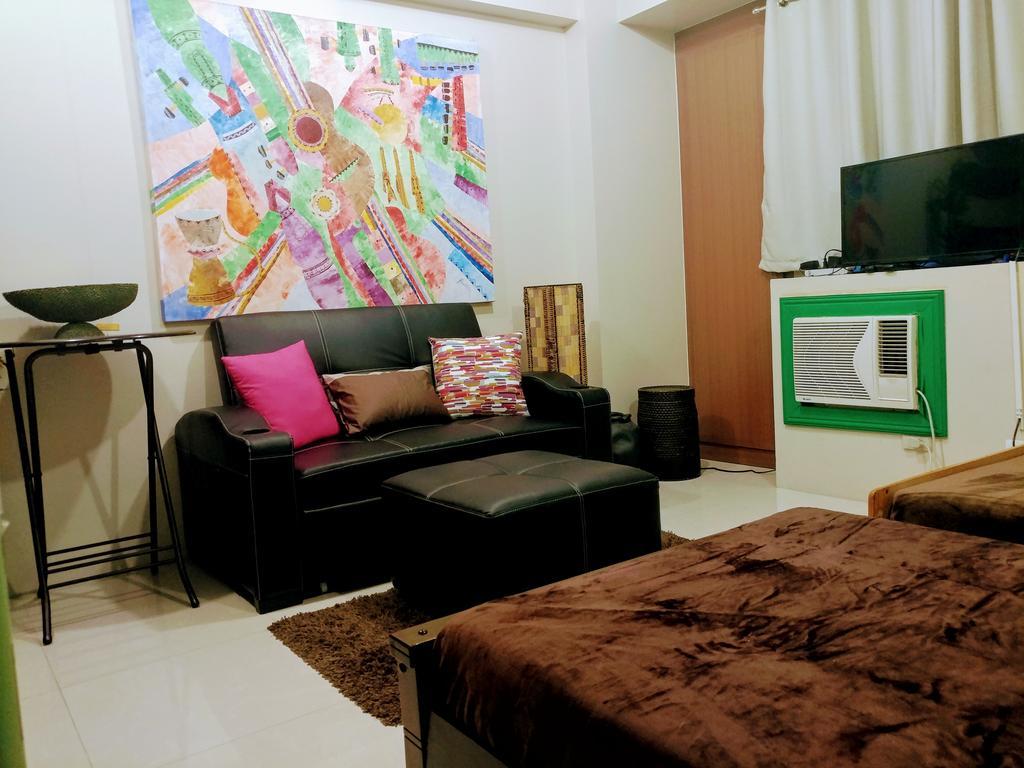 One Palm Tree Villas By Mary มะนิลา ภายนอก รูปภาพ