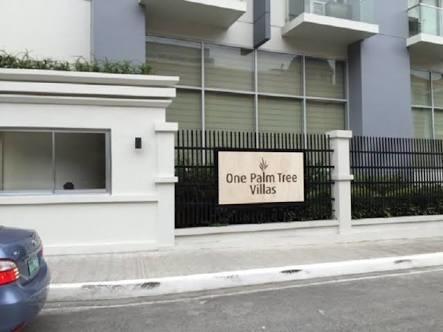 One Palm Tree Villas By Mary มะนิลา ภายนอก รูปภาพ