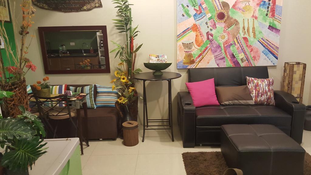 One Palm Tree Villas By Mary มะนิลา ภายนอก รูปภาพ